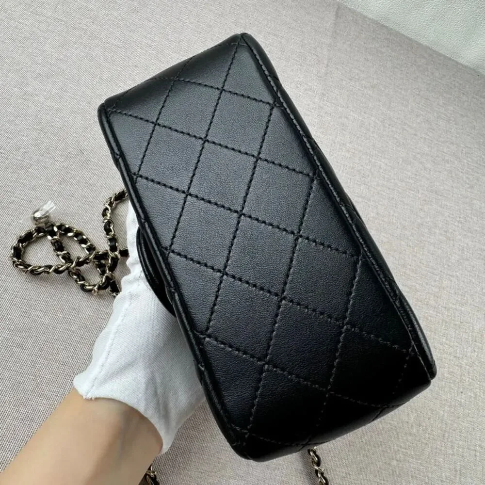 Chanel Women Pre-Loved Bag Brand New Condition